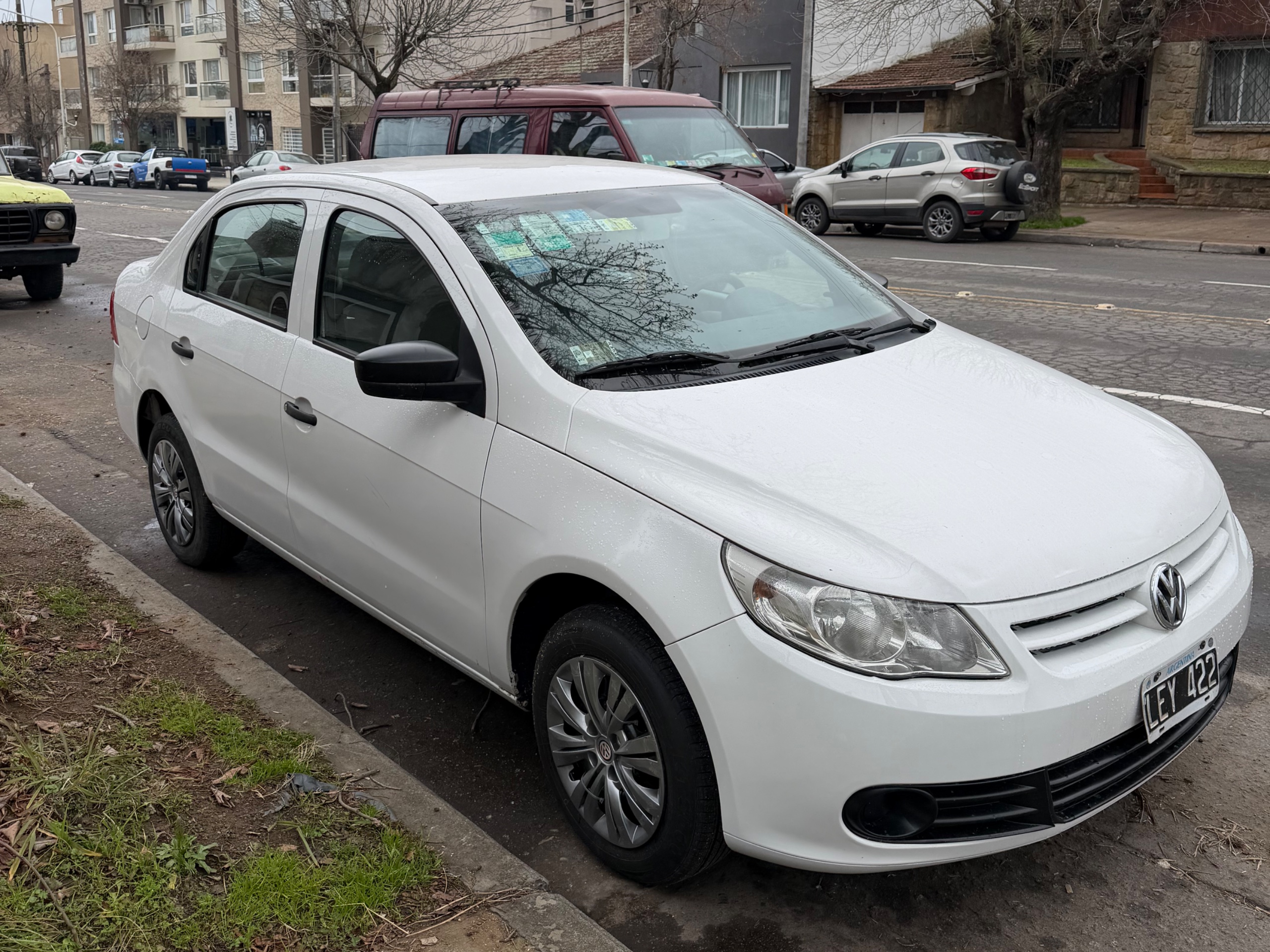 Volkswagen Voyage 2012